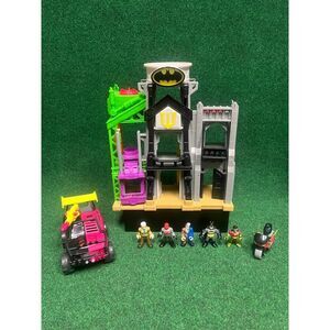 Fisher Price Imaginext DC Super Friends Wayne Manor Tower Batman Playset